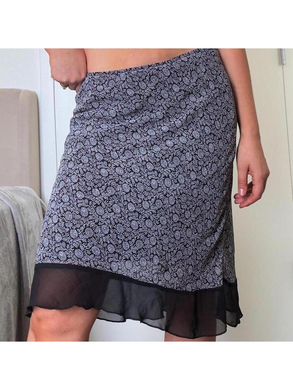 Y2K Black Floral Sheer Hem Skirt 🖤 Indie / Soft Girl